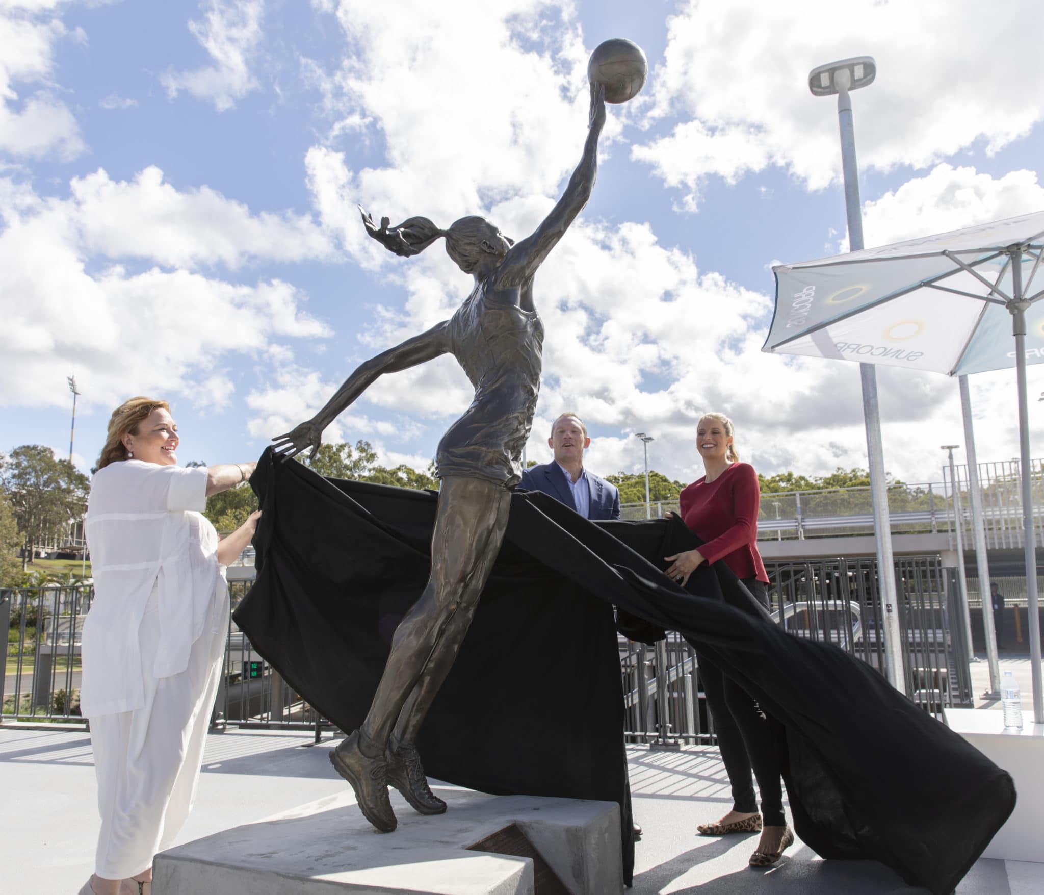 Laura Geitz statue relocated to Queensland State Netball Centre